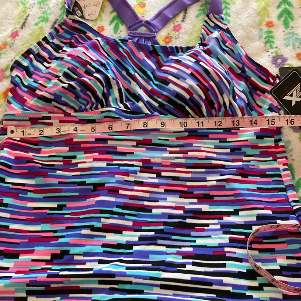 Multiuse Athletic top - Picture 6 of 8